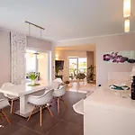Anita With Private Pool, Gym, 6 Bedrooms, Sea View וילה Kučine