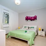 Anita With Private Pool, Gym, 6 Bedrooms, Sea View וילה Kučine