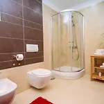 Anita With Private Pool, Gym, 6 Bedrooms, Sea View *