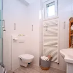Anita With Private Pool, Gym, 6 Bedrooms, Sea View Kučine