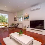 Anita With Private Pool, Gym, 6 Bedrooms, Sea View וילה