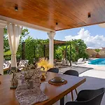 וילה Anita With Private Pool, Gym, 6 Bedrooms, Sea View